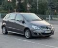 Серый Мерседес Б-класс, объемом двигателя 2.03 л и пробегом 167 тыс. км за 8500 $, фото 4 на Automoto.ua
