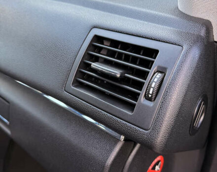 Серый Мерседес Б-класс, объемом двигателя 1.99 л и пробегом 288 тыс. км за 7000 $, фото 88 на Automoto.ua