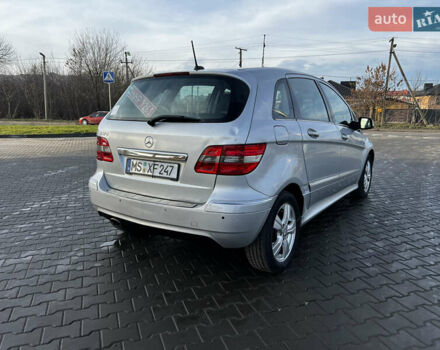 Серый Мерседес Б-класс, объемом двигателя 1.7 л и пробегом 217 тыс. км за 6900 $, фото 3 на Automoto.ua