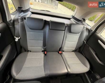 Серый Мерседес Б-класс, объемом двигателя 1.99 л и пробегом 288 тыс. км за 7000 $, фото 96 на Automoto.ua