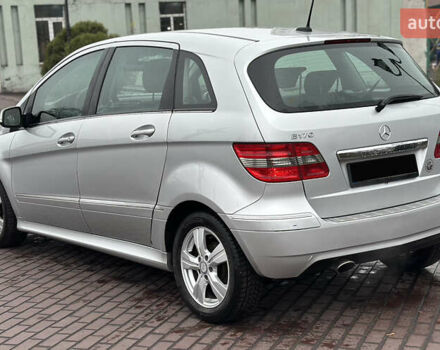 Серый Мерседес Б-класс, объемом двигателя 1.7 л и пробегом 237 тыс. км за 6600 $, фото 10 на Automoto.ua