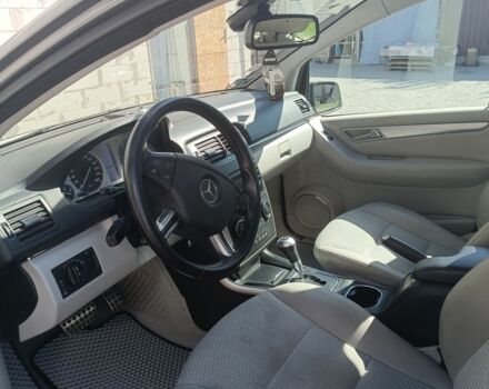Сірий Мерседес Б-клас, об'ємом двигуна 2 л та пробігом 220 тис. км за 8500 $, фото 8 на Automoto.ua
