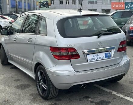 Серый Мерседес Б-класс, объемом двигателя 1.99 л и пробегом 270 тыс. км за 5990 $, фото 5 на Automoto.ua