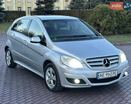 Серый Мерседес Б-класс, объемом двигателя 1.7 л и пробегом 237 тыс. км за 6999 $, фото 9 на Automoto.ua