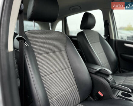 Сірий Мерседес Б-клас, об'ємом двигуна 2 л та пробігом 253 тис. км за 6900 $, фото 12 на Automoto.ua