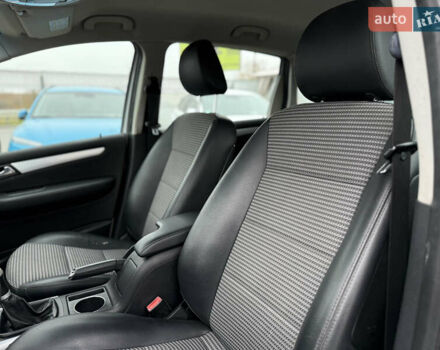 Сірий Мерседес Б-клас, об'ємом двигуна 2 л та пробігом 253 тис. км за 6900 $, фото 22 на Automoto.ua