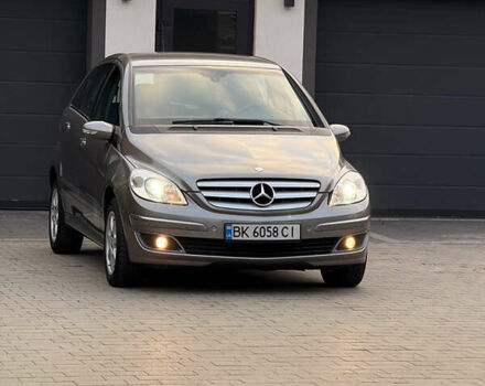 Серый Мерседес Б-класс, объемом двигателя 1.99 л и пробегом 288 тыс. км за 7000 $, фото 33 на Automoto.ua