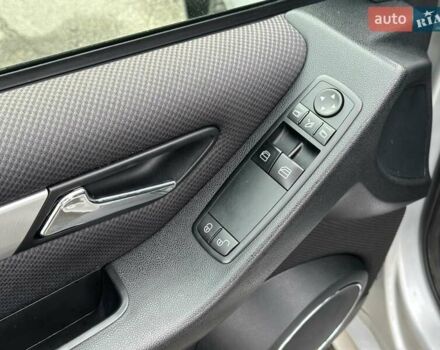 Серый Мерседес Б-класс, объемом двигателя 1.99 л и пробегом 270 тыс. км за 5990 $, фото 12 на Automoto.ua