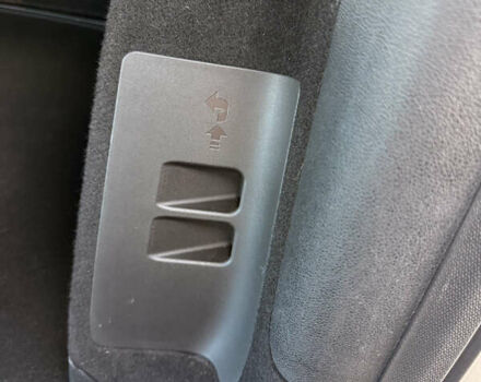 Серый Мерседес Б-класс, объемом двигателя 1.99 л и пробегом 288 тыс. км за 7000 $, фото 70 на Automoto.ua