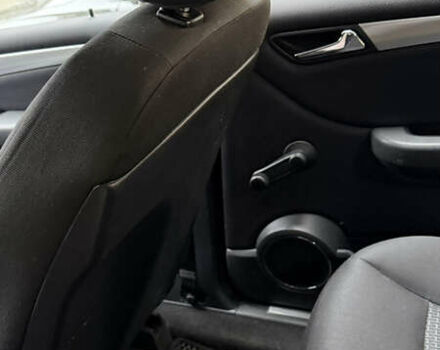 Серый Мерседес Б-класс, объемом двигателя 1.99 л и пробегом 270 тыс. км за 6500 $, фото 5 на Automoto.ua