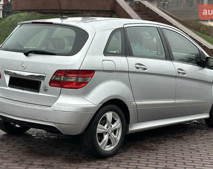 Серый Мерседес Б-класс, объемом двигателя 1.7 л и пробегом 237 тыс. км за 6600 $, фото 8 на Automoto.ua