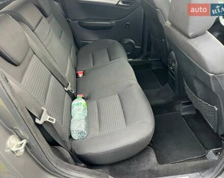 Серый Мерседес Б-класс, объемом двигателя 2.03 л и пробегом 240 тыс. км за 8700 $, фото 11 на Automoto.ua