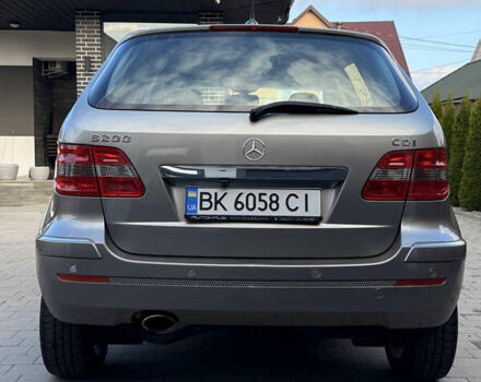 Серый Мерседес Б-класс, объемом двигателя 1.99 л и пробегом 288 тыс. км за 7000 $, фото 5 на Automoto.ua