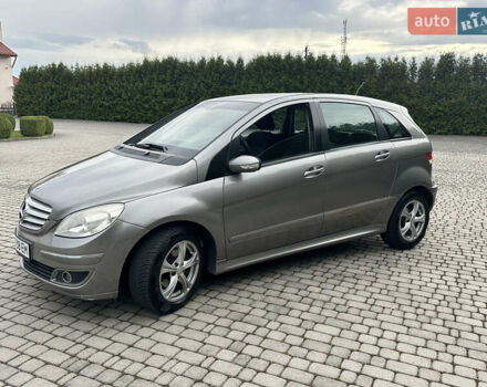 Сірий Мерседес Б-клас, об'ємом двигуна 1.99 л та пробігом 265 тис. км за 5700 $, фото 5 на Automoto.ua