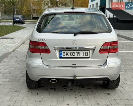 Сірий Мерседес Б-клас, об'ємом двигуна 1.7 л та пробігом 172 тис. км за 7999 $, фото 5 на Automoto.ua