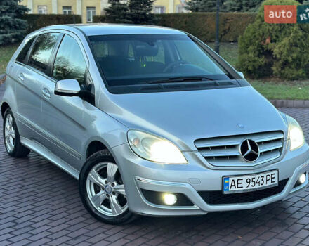 Серый Мерседес Б-класс, объемом двигателя 1.7 л и пробегом 237 тыс. км за 6999 $, фото 6 на Automoto.ua