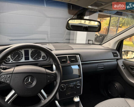 Серый Мерседес Б-класс, объемом двигателя 1.99 л и пробегом 288 тыс. км за 7000 $, фото 65 на Automoto.ua