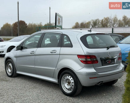 Сірий Мерседес Б-клас, об'ємом двигуна 2 л та пробігом 253 тис. км за 6900 $, фото 8 на Automoto.ua