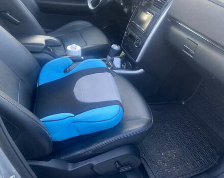 Серый Мерседес Б-класс, объемом двигателя 2.03 л и пробегом 144 тыс. км за 6750 $, фото 6 на Automoto.ua