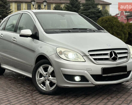 Серый Мерседес Б-класс, объемом двигателя 1.7 л и пробегом 237 тыс. км за 6600 $, фото 4 на Automoto.ua