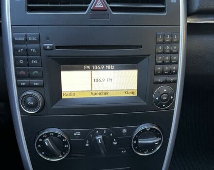 Серый Мерседес Б-класс, объемом двигателя 1.7 л и пробегом 217 тыс. км за 7900 $, фото 12 на Automoto.ua