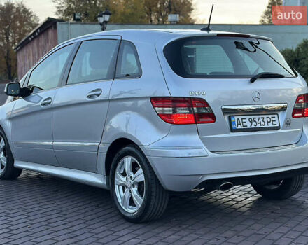 Серый Мерседес Б-класс, объемом двигателя 1.7 л и пробегом 237 тыс. км за 6999 $, фото 14 на Automoto.ua