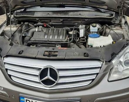 Серый Мерседес Б-класс, объемом двигателя 1.99 л и пробегом 281 тыс. км за 6600 $, фото 5 на Automoto.ua