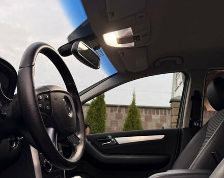 Серый Мерседес Б-класс, объемом двигателя 1.99 л и пробегом 288 тыс. км за 7000 $, фото 41 на Automoto.ua