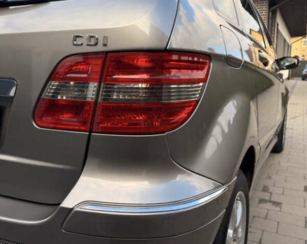 Серый Мерседес Б-класс, объемом двигателя 1.99 л и пробегом 288 тыс. км за 7000 $, фото 16 на Automoto.ua