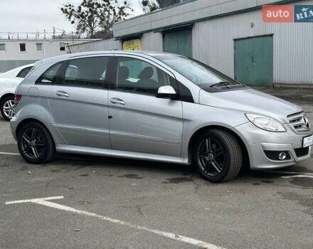 Серый Мерседес Б-класс, объемом двигателя 1.99 л и пробегом 270 тыс. км за 5990 $, фото 3 на Automoto.ua