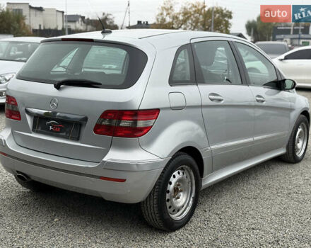 Сірий Мерседес Б-клас, об'ємом двигуна 2 л та пробігом 253 тис. км за 6900 $, фото 7 на Automoto.ua