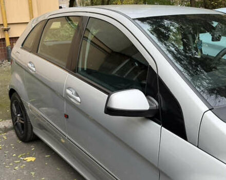 Серый Мерседес Б-класс, объемом двигателя 1.99 л и пробегом 270 тыс. км за 6500 $, фото 16 на Automoto.ua