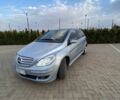 Серый Мерседес Б-класс, объемом двигателя 2 л и пробегом 213 тыс. км за 7250 $, фото 1 на Automoto.ua