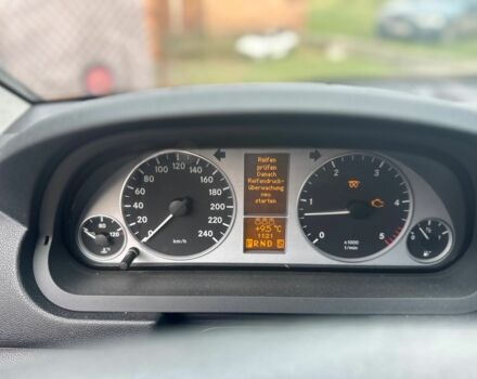 Сірий Мерседес Б-клас, об'ємом двигуна 2 л та пробігом 300 тис. км за 5500 $, фото 6 на Automoto.ua