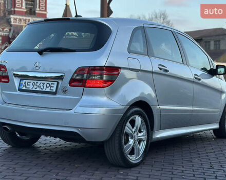 Серый Мерседес Б-класс, объемом двигателя 1.7 л и пробегом 237 тыс. км за 6999 $, фото 12 на Automoto.ua
