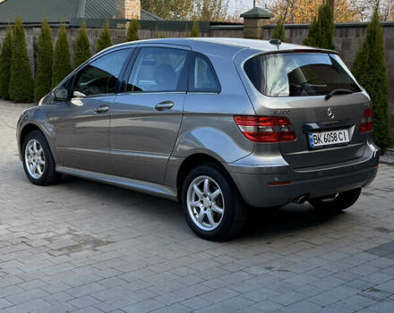 Серый Мерседес Б-класс, объемом двигателя 1.99 л и пробегом 288 тыс. км за 7000 $, фото 4 на Automoto.ua