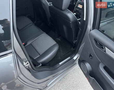 Сірий Мерседес Б-клас, об'ємом двигуна 1.7 л та пробігом 205 тис. км за 9100 $, фото 53 на Automoto.ua