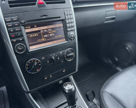 Серый Мерседес Б-класс, объемом двигателя 1.7 л и пробегом 219 тыс. км за 8250 $, фото 31 на Automoto.ua