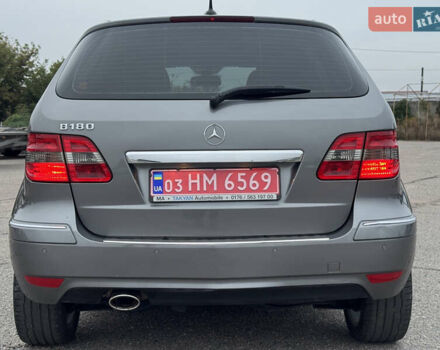 Сірий Мерседес Б-клас, об'ємом двигуна 1.7 л та пробігом 205 тис. км за 9100 $, фото 10 на Automoto.ua