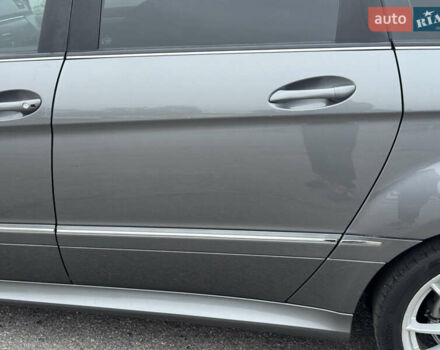 Сірий Мерседес Б-клас, об'ємом двигуна 1.7 л та пробігом 205 тис. км за 9100 $, фото 6 на Automoto.ua