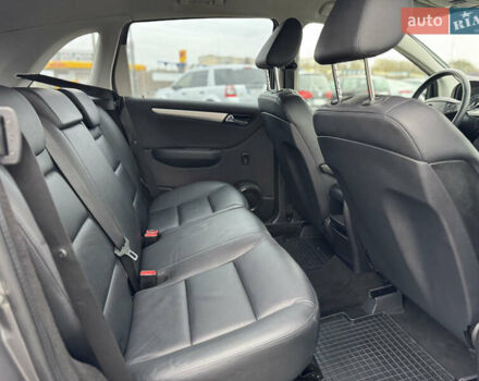 Серый Мерседес Б-класс, объемом двигателя 1.7 л и пробегом 219 тыс. км за 7900 $, фото 20 на Automoto.ua