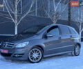 Серый Мерседес Б-класс, объемом двигателя 1.7 л и пробегом 205 тыс. км за 8999 $, фото 2 на Automoto.ua