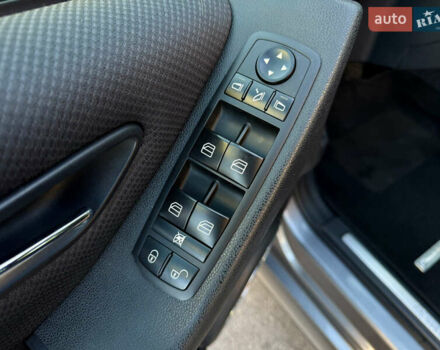 Мерседес Б-класс 2009 в Тернополе на Automoto.ua Серый Мерседес Б-класс, объемом двигателя 1.7 л и пробегом 196 тыс. км за 6800 $, фото 27 на Automoto.ua