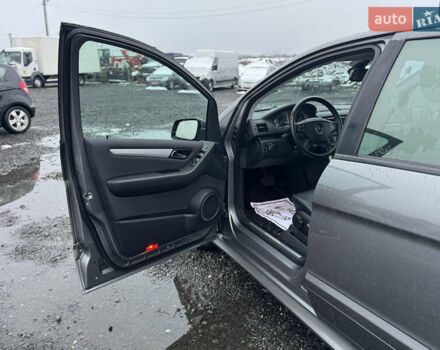 Серый Мерседес Б-класс, объемом двигателя 1.7 л и пробегом 219 тыс. км за 8250 $, фото 14 на Automoto.ua