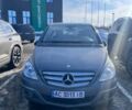 Сірий Мерседес Б-клас, об'ємом двигуна 2 л та пробігом 200 тис. км за 7500 $, фото 1 на Automoto.ua