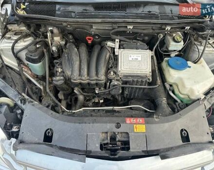 Серый Мерседес Б-класс, объемом двигателя 2 л и пробегом 235 тыс. км за 5500 $, фото 8 на Automoto.ua