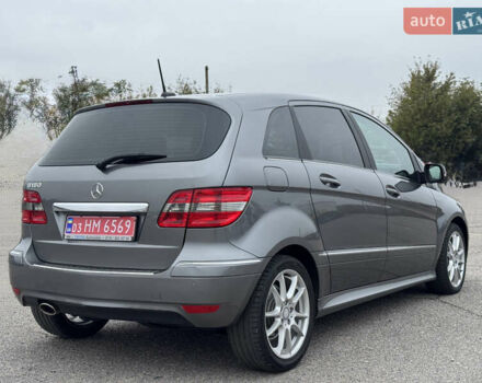 Сірий Мерседес Б-клас, об'ємом двигуна 1.7 л та пробігом 205 тис. км за 9100 $, фото 11 на Automoto.ua