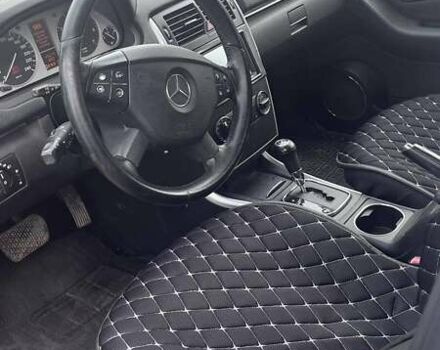 Серый Мерседес Б-класс, объемом двигателя 1.7 л и пробегом 164 тыс. км за 8600 $, фото 1 на Automoto.ua