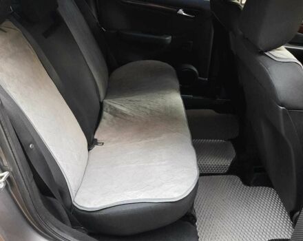 Сірий Мерседес Б-клас, об'ємом двигуна 2 л та пробігом 256 тис. км за 6100 $, фото 7 на Automoto.ua