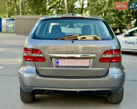 Мерседес Б-класс 2009 в Тернополе на Automoto.ua Серый Мерседес Б-класс, объемом двигателя 1.7 л и пробегом 196 тыс. км за 6800 $, фото 9 на Automoto.ua